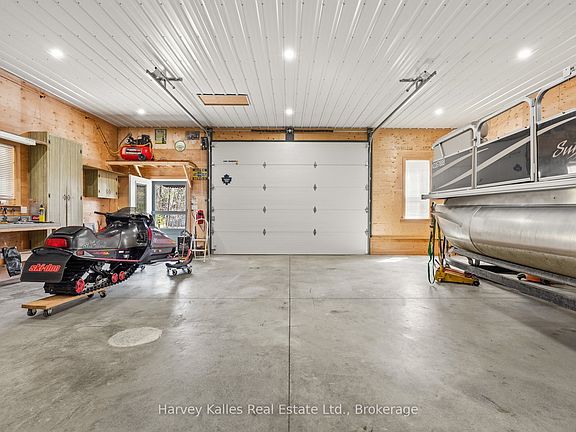 5th image of 40 Sunset Cove Rd