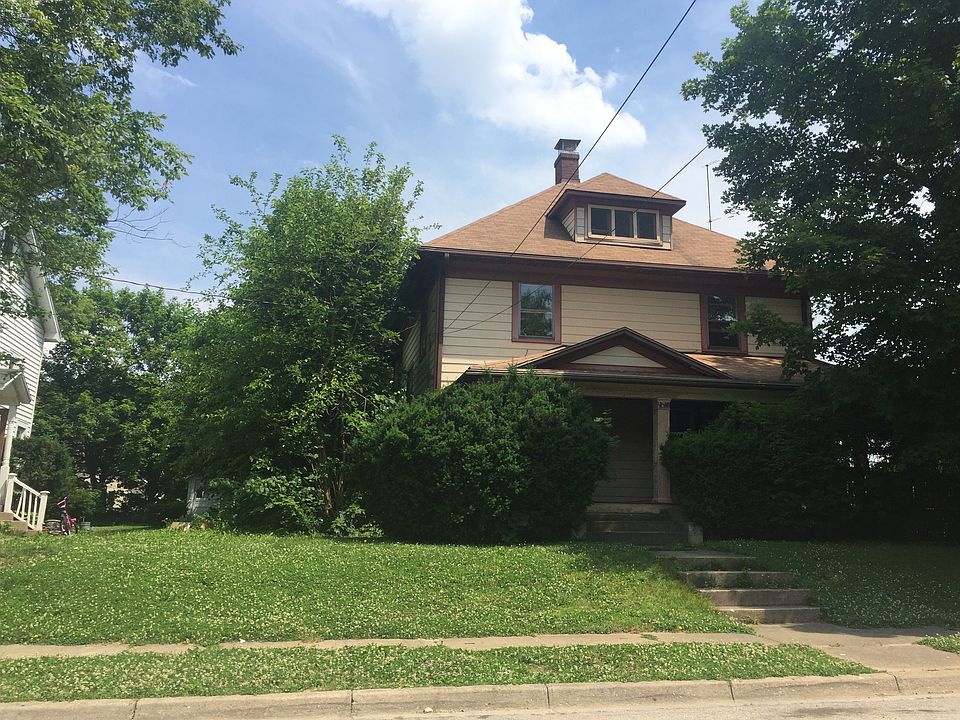 2nd image of 101 Grand Ave