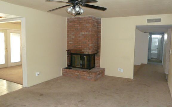 4th image of 5841 W Michelle Dr