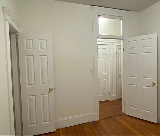 1 bed, $2,400 — Photo 4