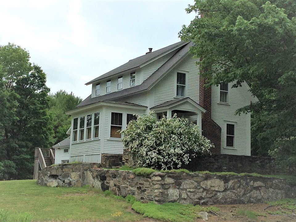2nd image of 121 Emery Mills Rd