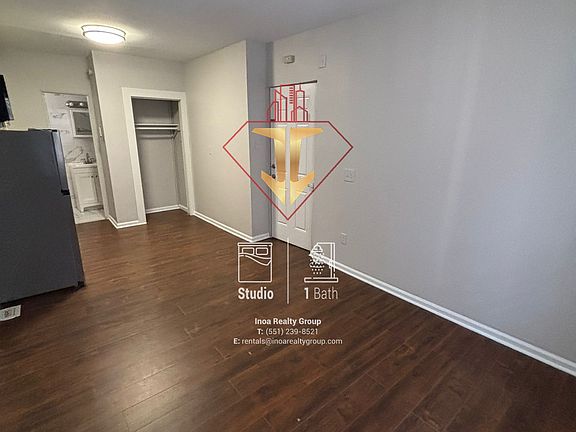 3rd image of 64 Newkirk St #L