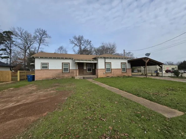 911 Couch St #A, Kilgore, TX 75662