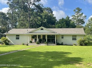 401 Pine Hill Dr, Brookhaven, MS 39601