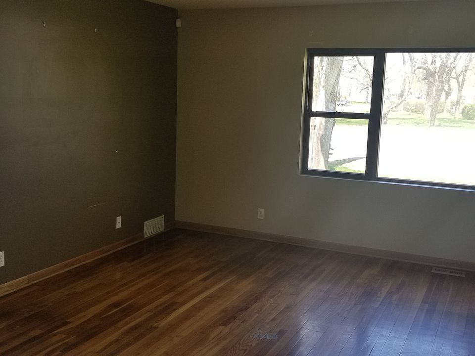 2nd image of 4133 W 11th Ave