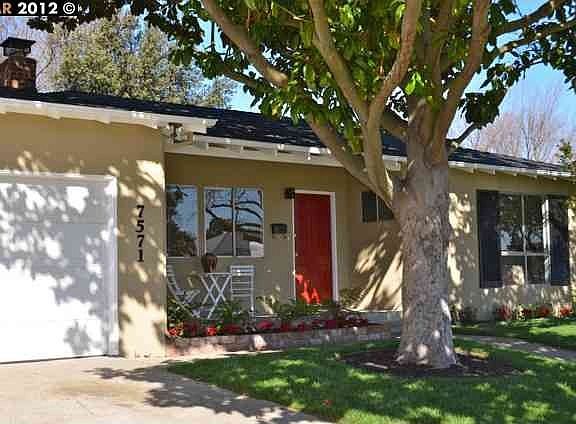 2nd image of 7571 Bonniewood Ln