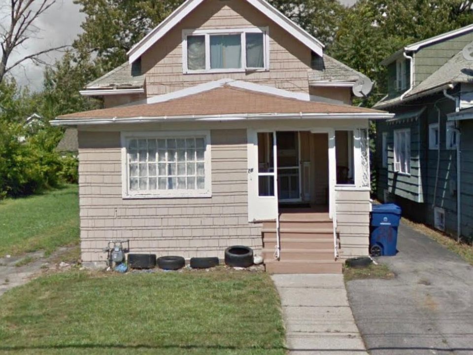 1st image of 28 Burlington Ave