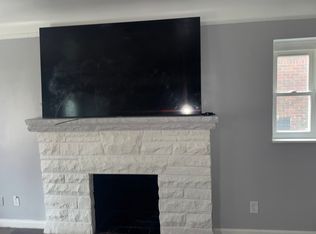 9446 Greenbro St, West Bloomfield, MI 48324