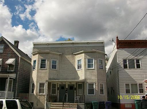 2nd image of 275 Watson Ave