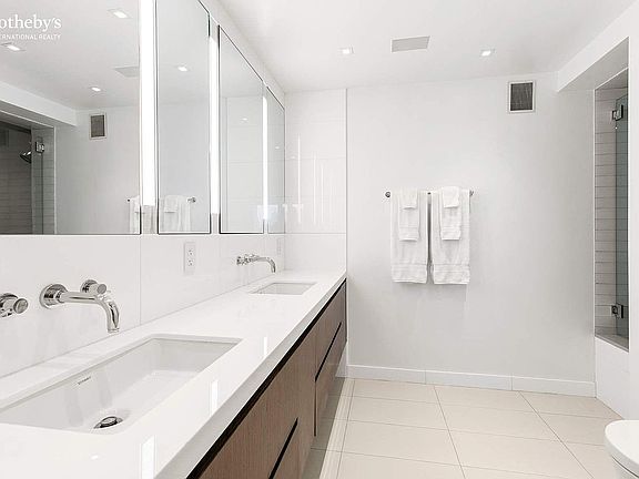 5th image of 1441 3rd Ave #18AB