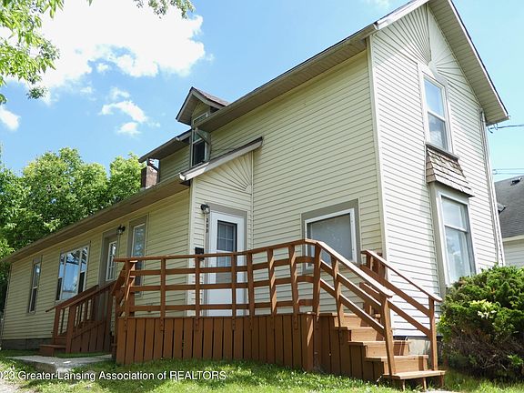 3rd image of 309 S Hosmer St