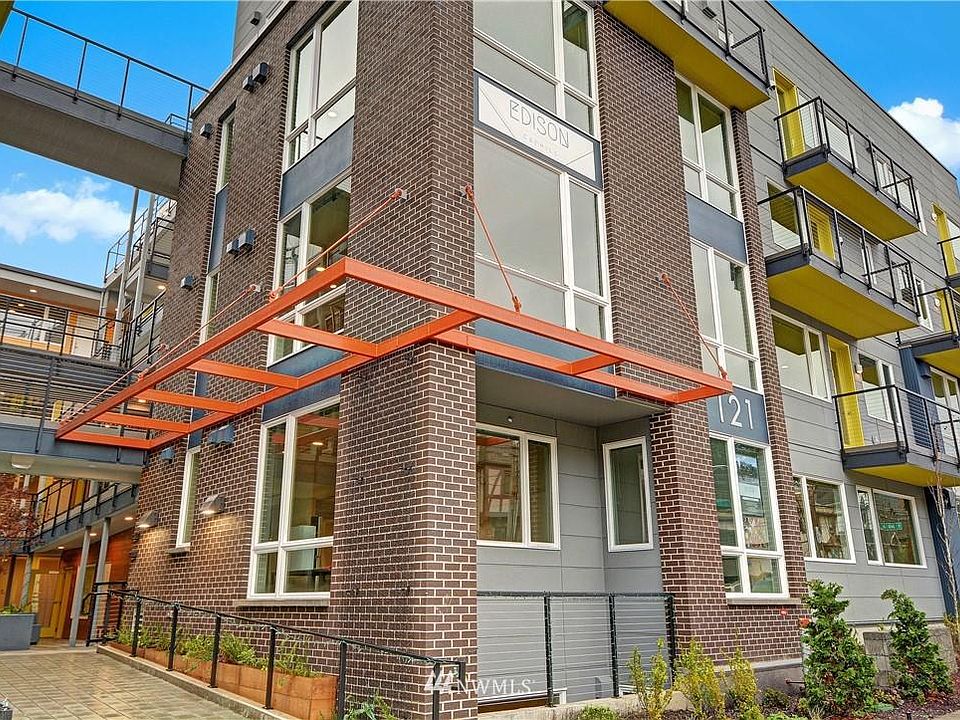 1st image of 121 12th Ave E #105