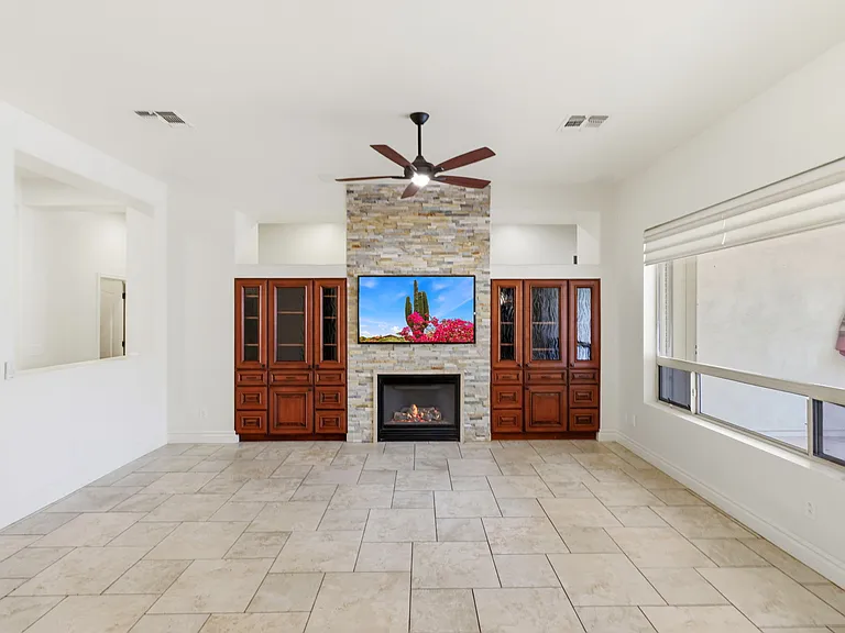 622 E Vinedo Ln — Photo 12