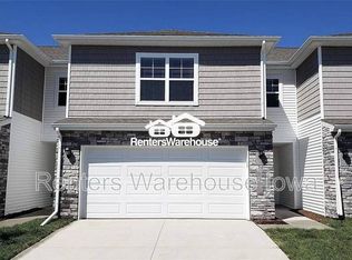 2205 Bugge Dr, Adel, IA 50003