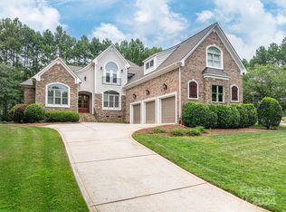 3240 Lake Pointe Dr, Belmont, NC 28012