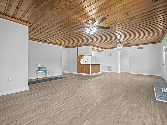 5th image of 2611 County Road 208