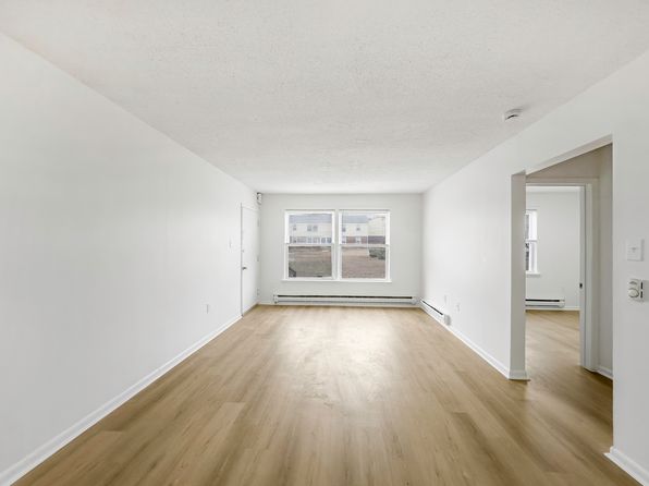 112 Atlantic Ave #2B-1BA-750SQFT