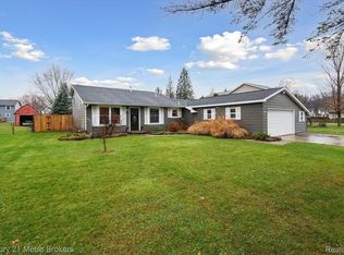 5222 Belsay Rd, Grand Blanc, MI 48439