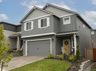 980 NE Buckthorn Dr, Estacada, OR 97023