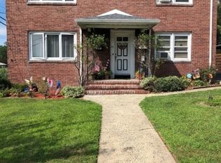 28 Emmet St, Belleville, NJ 07109