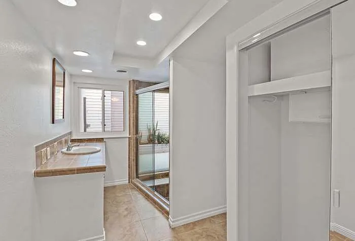 2518 S Sierra Madre — Photo 17