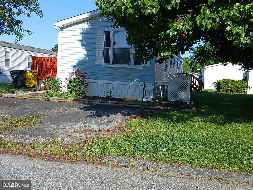 1st image of 114 Roundup Rd
