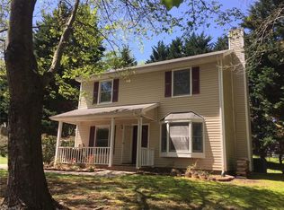 5803 Chinaberry Pl, Greensboro, NC 27405