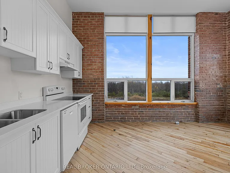 150 Mill St #313 — Photo 4