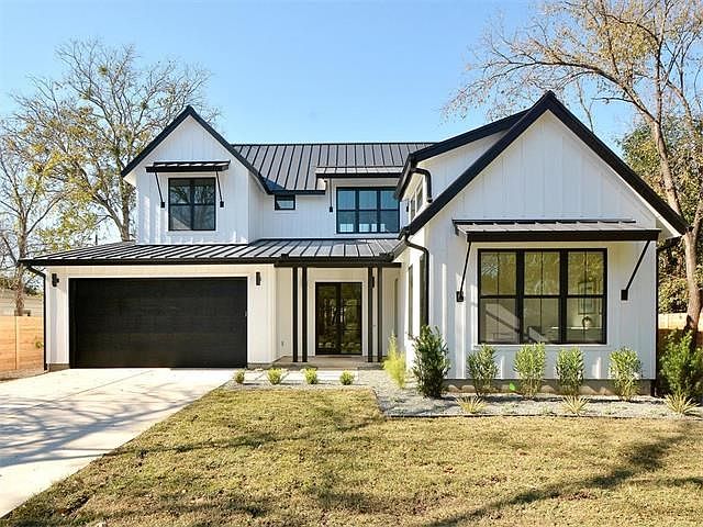 1st image of 4904 Valley Oak Dr