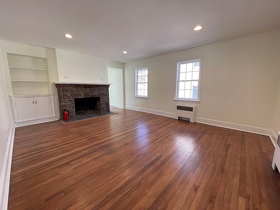 2nd image of 85 E Main St
