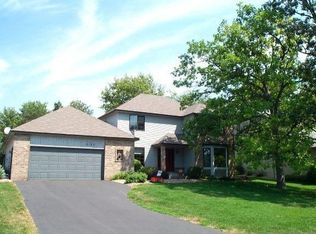 2107 Viburnum Trl, Eagan, MN 55122