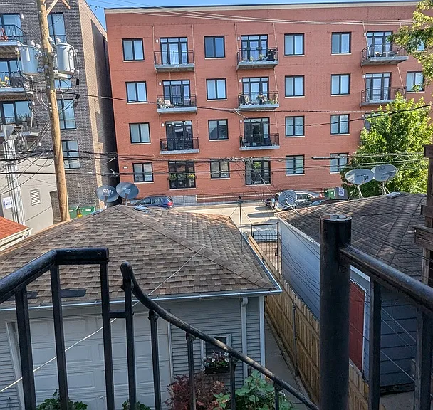 2834 W Fletcher St #2R — Photo 12