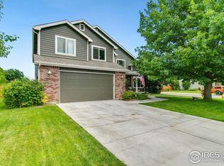 2832 Stonehaven Dr, Fort Collins, CO 80525