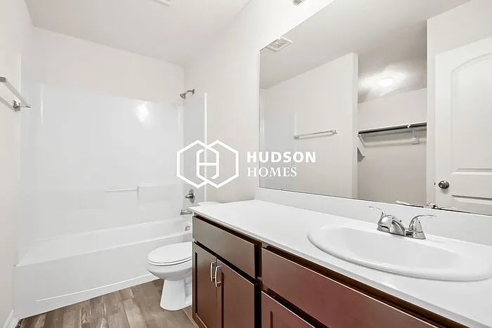 1610 Linda Ln — Photo 8