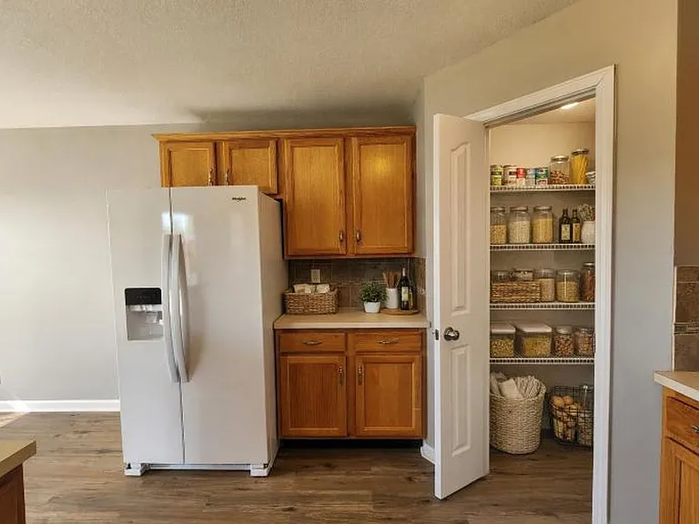 824 Ellie Nat Dr — Photo 20