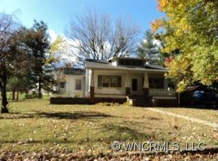 309 Morgan Rd, Candler, NC 28715