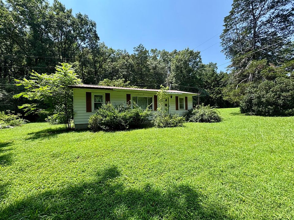 1st image of 2892 Boss Rd