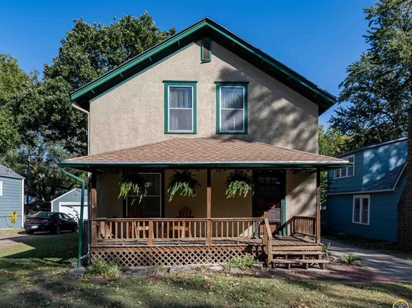 928 Chestnut St, Emporia, KS 66801