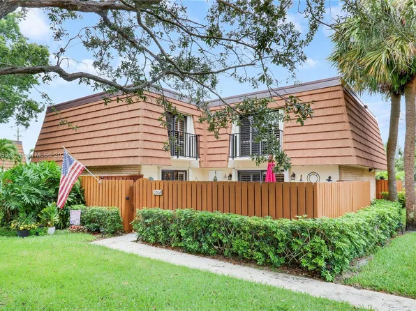 3008 30th Ct #3008, Jupiter, FL 33477