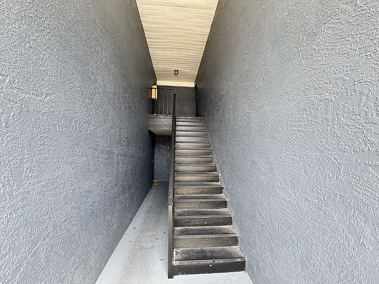 4124 Pershing Pointe Pl #4 — Photo 5