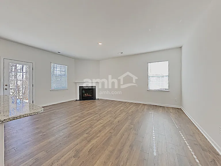 5004 Jamie Sloop Ln — Photo 8