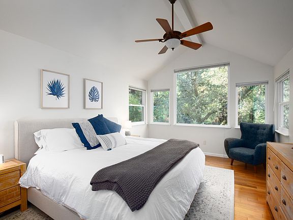 Nothing says luxury quite like a comfortable bed and ceiling fan in your room.