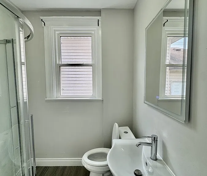 382 Pierre Ave #MAIN — Photo 23