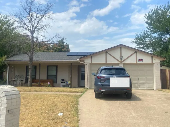 9909 Talleyrand Ct, Fort Worth, TX 76108