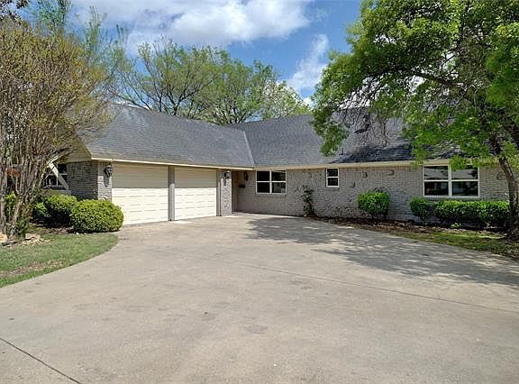2nd image of 5913 McCart Ave