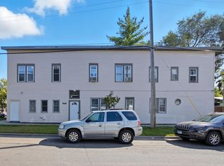 568 Farrington St APT 1, Saint Paul, MN 55103