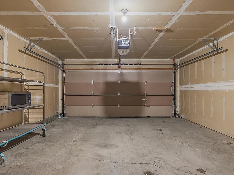 5511 Windflower Cir #B — Photo 19