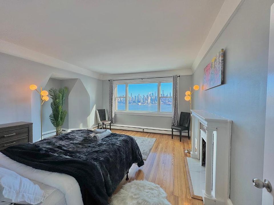 1st image of 961 Boulevard E #4