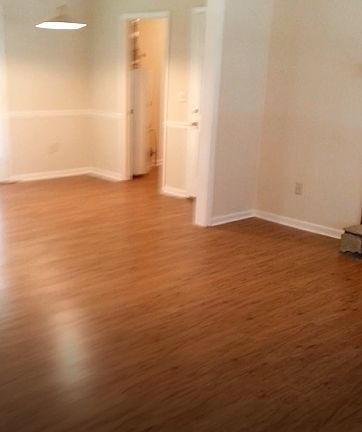 4th image of 208 Summerfield Ln