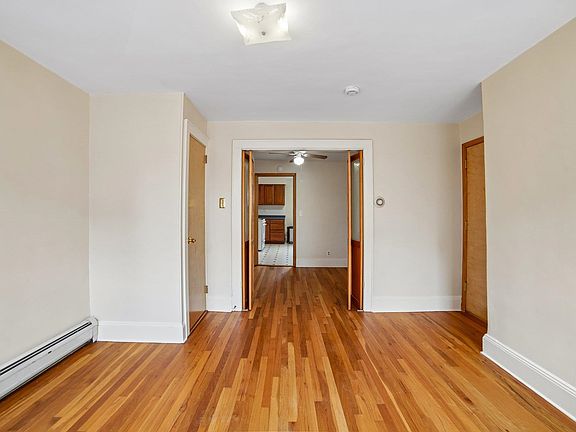 3rd image of 438 2nd St #2